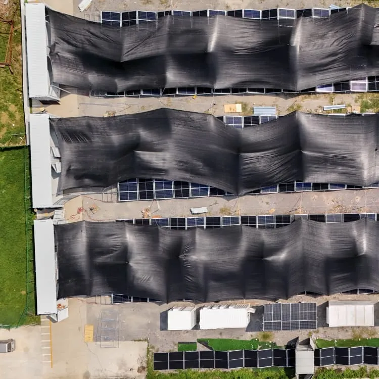 Energy-saving outdoor solar integrated machine